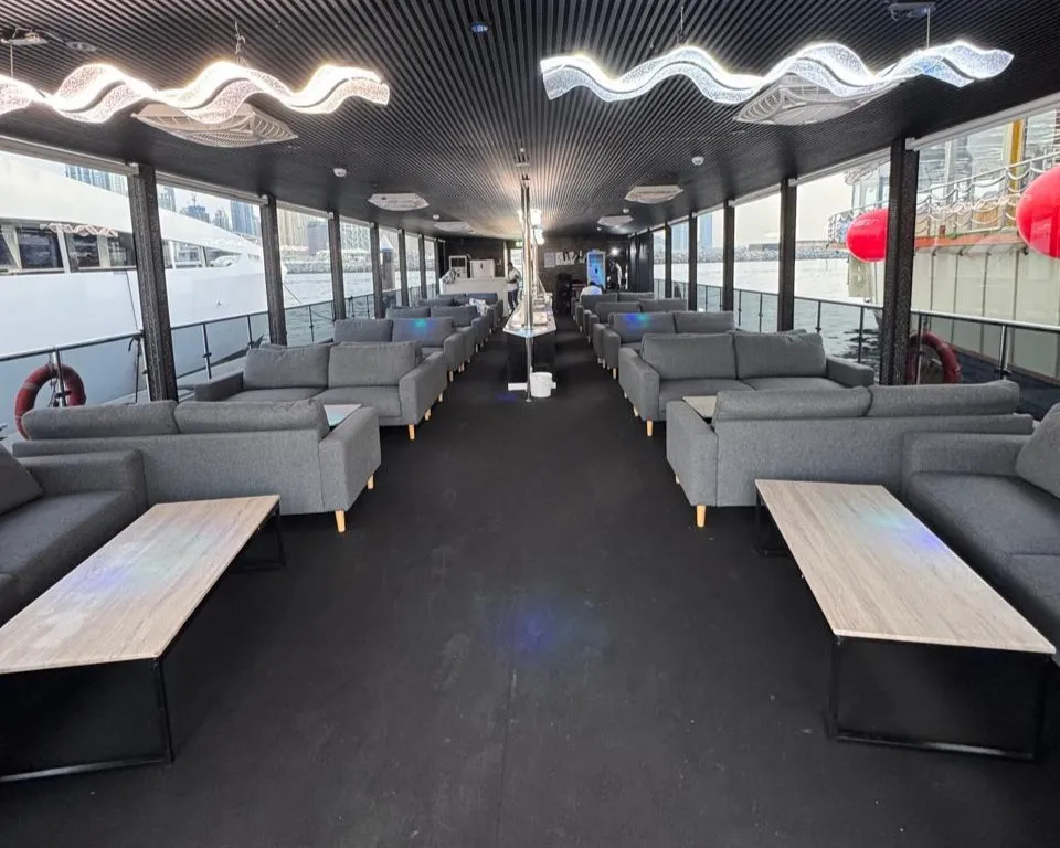 Premium Marina Cruise Dining Setup